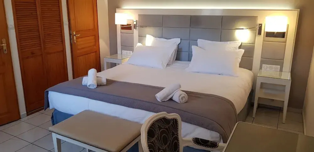 Logis HÔTEL L'ENVIE DES METS