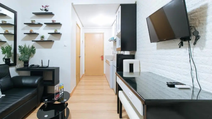 RedDoorz Premium @ SMDC Fairview 2