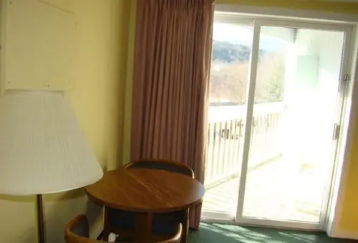 Happy Trails Motel