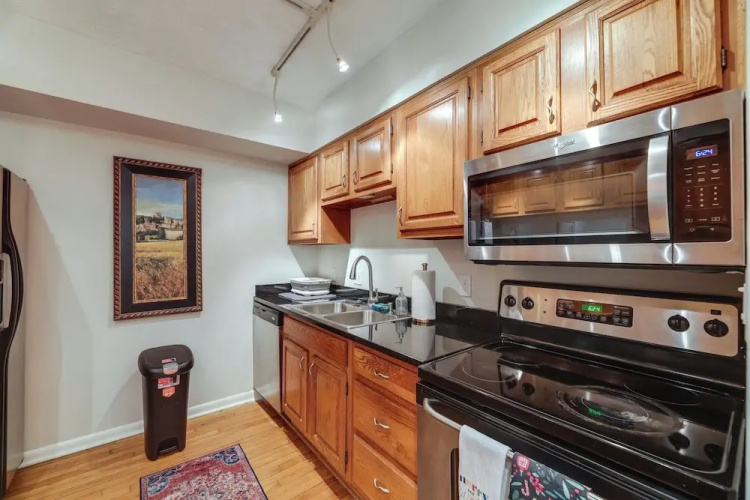 Cincinnati Home, Patio w/ Downtown Views!