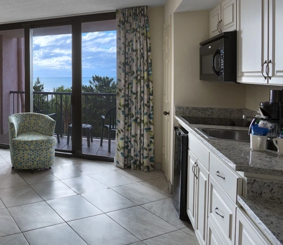 Suite with balcony and oceanfront