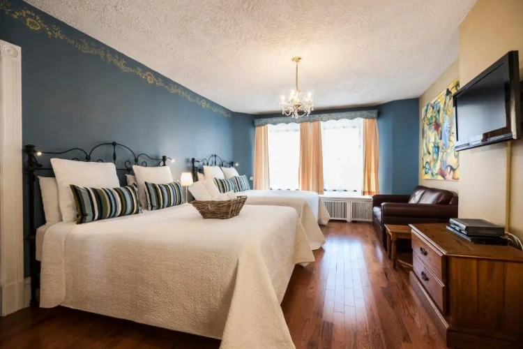 Superior Quadruple room