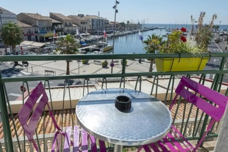 Standard Double room with balcony and with harbour view