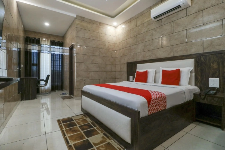 Deluxe Double room