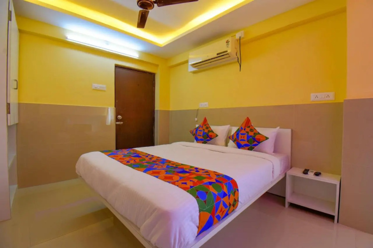 FabHotel Apricot Premier