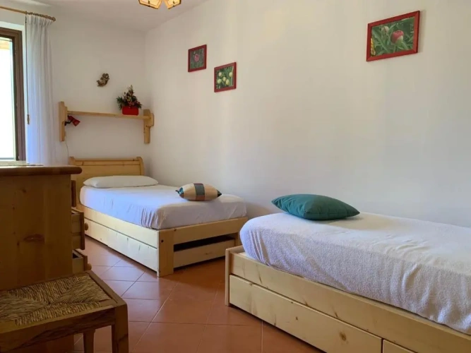 3 Bedrooms Apartment