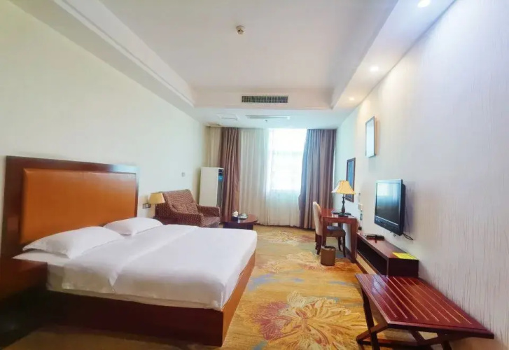 Kam · Tak · Yil Hotel