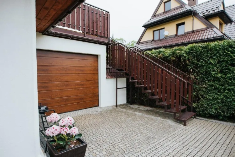Double Basement Apartment