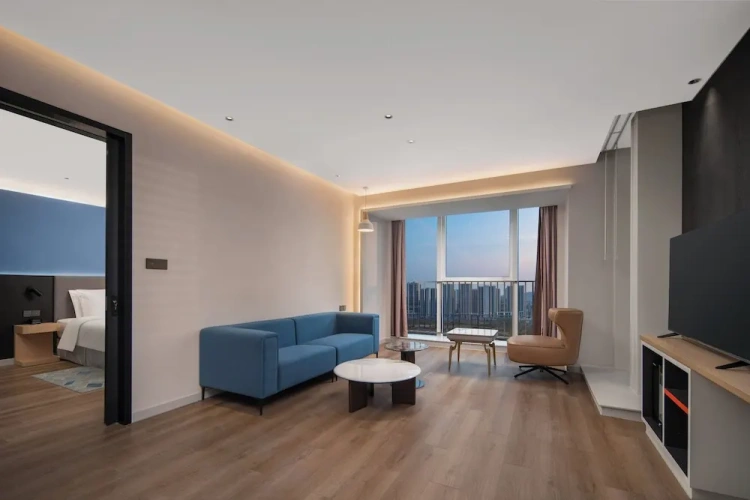 1 Bedroom Suite