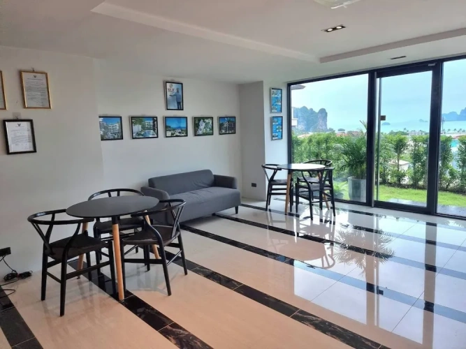 1 Bedroom Apartment with balcony