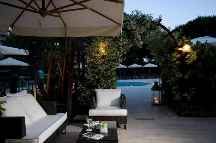 Holiday Inn Rome Eur Parco dei Medici photo 33
