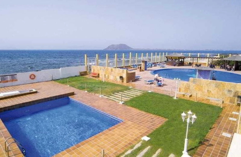 Gran Hotel Natura