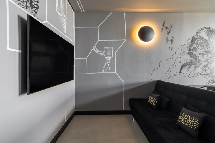 Akile Homes experiences Geek