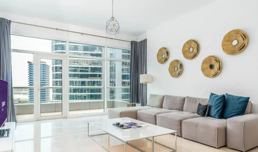 Dream Inn Apartment Bay Square