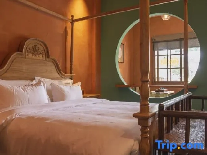 Quadruple Suite