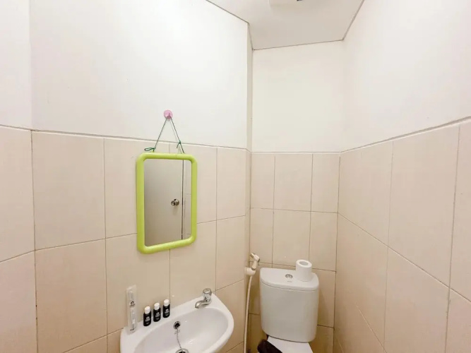 Modern Studio and Chic at Pavilion Permata Apartment