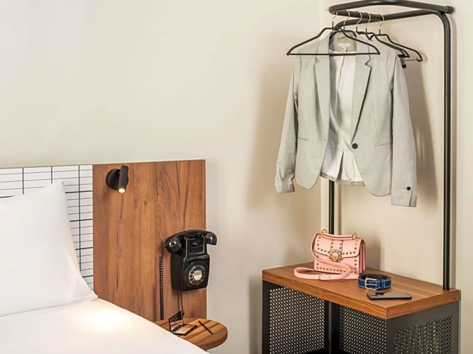 Standard Double room with city view