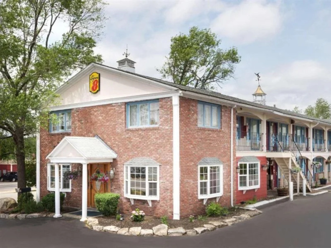 Super 8 By Wyndham Sturbridge