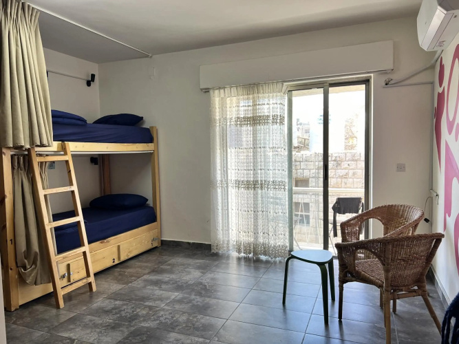 Battuta Hostel