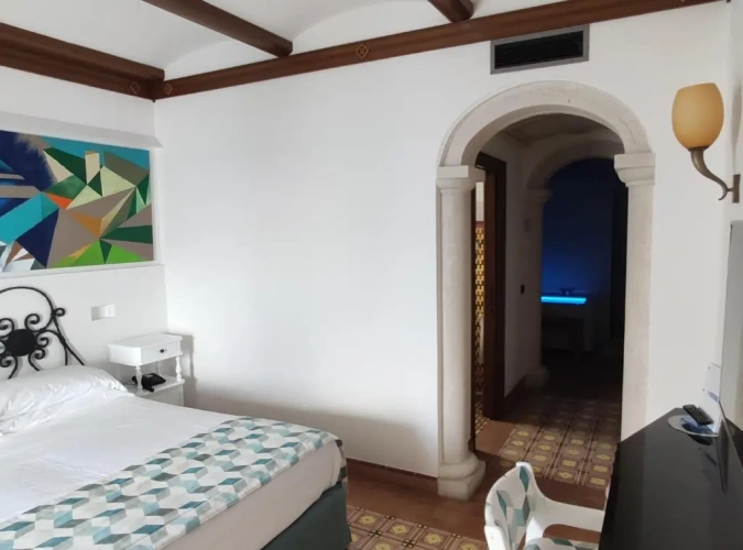 Suite with balcony