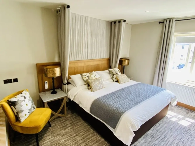 Deluxe Double Suite