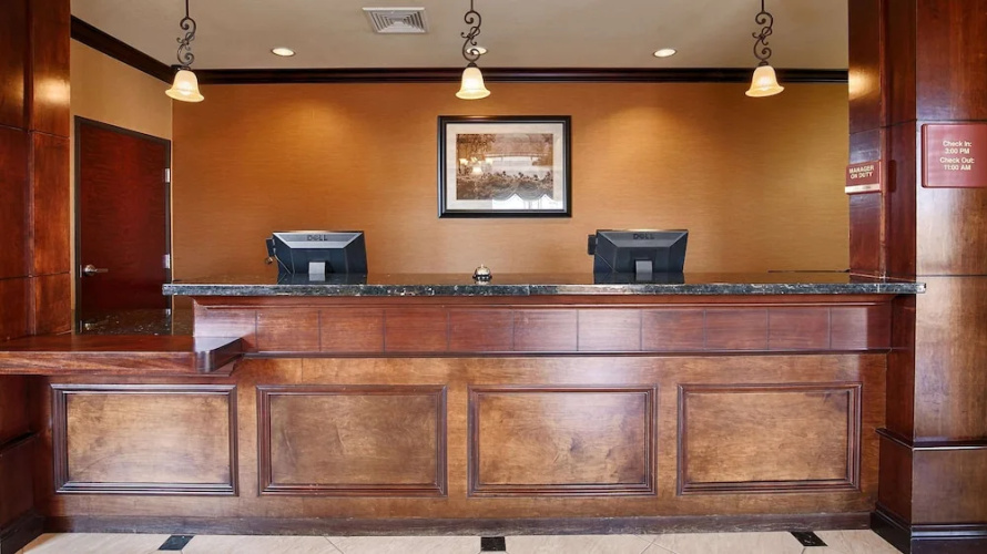 Sleep Inn & Suites