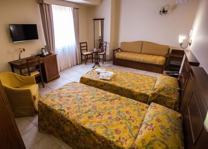 Fontanella Hotel