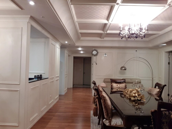 Binis House