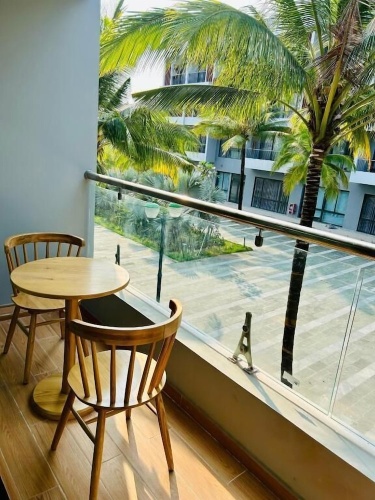Standard Triple Family room with balcony and with mountain view