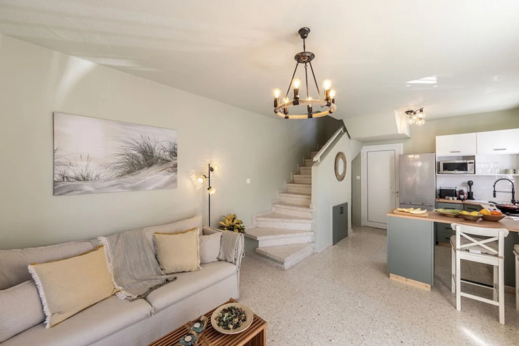 Larnaca Oneiro Seaside Villa