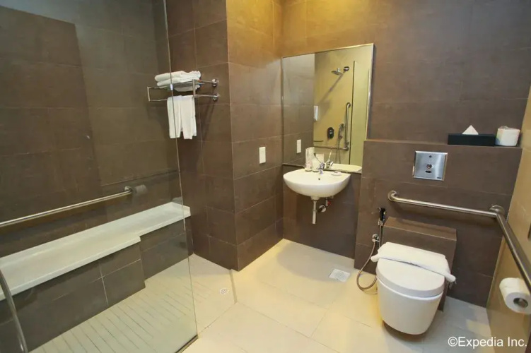 Arena Suites