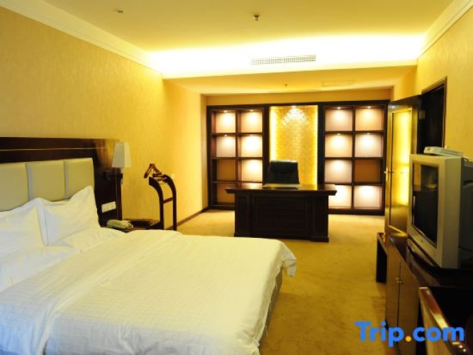Deluxe Double Suite