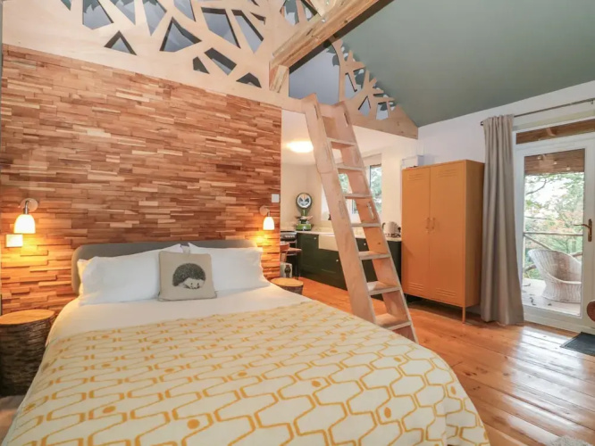 Pear Tree Lodge