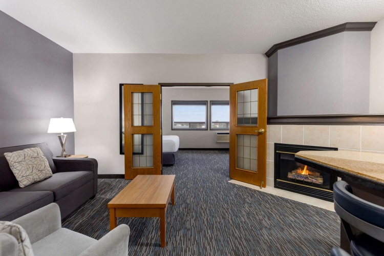 Wingate by Wyndham Lethbridge photo 6