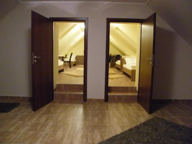 4 Bedrooms Apartment with view