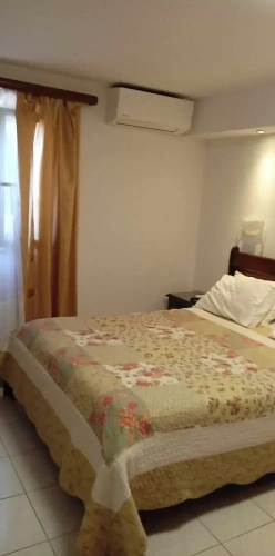 3 Bedrooms Cottage