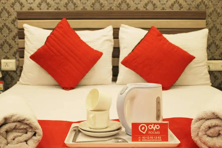 OYO 672 Hotel Diamond Inn