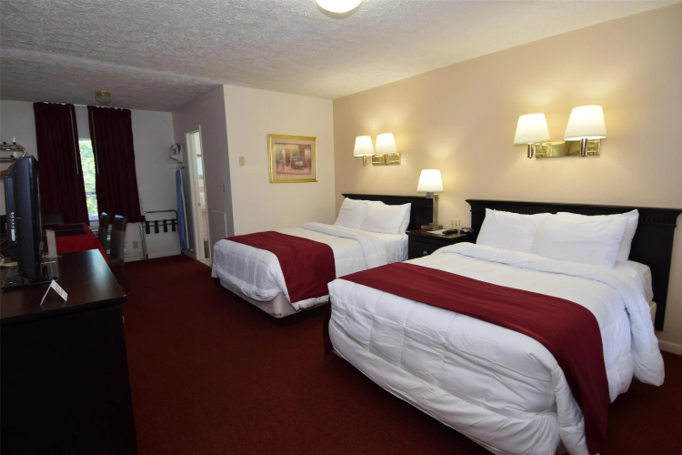 Knights Inn Oswego
