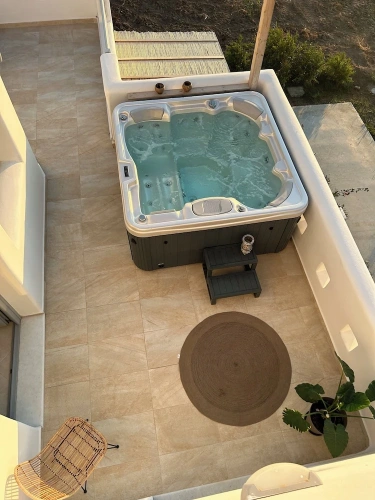 3 Bedrooms Villa