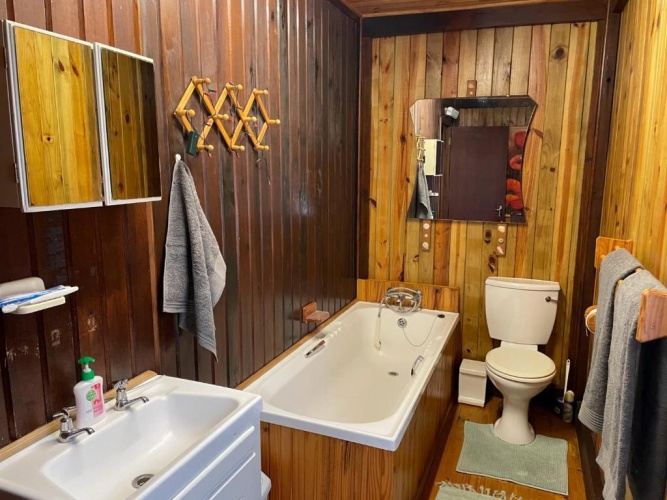 4 Bedrooms Double Cottage