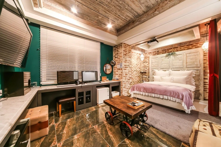 Double Suite