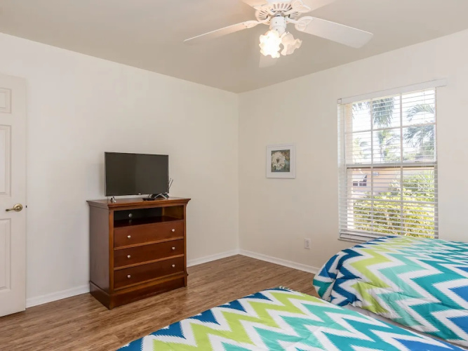 5828 SW 1st Place Home