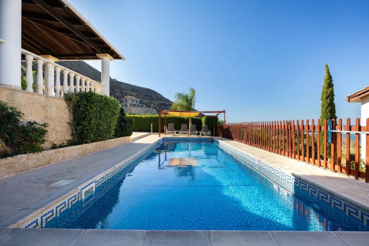 Pomos Harbour View Villa