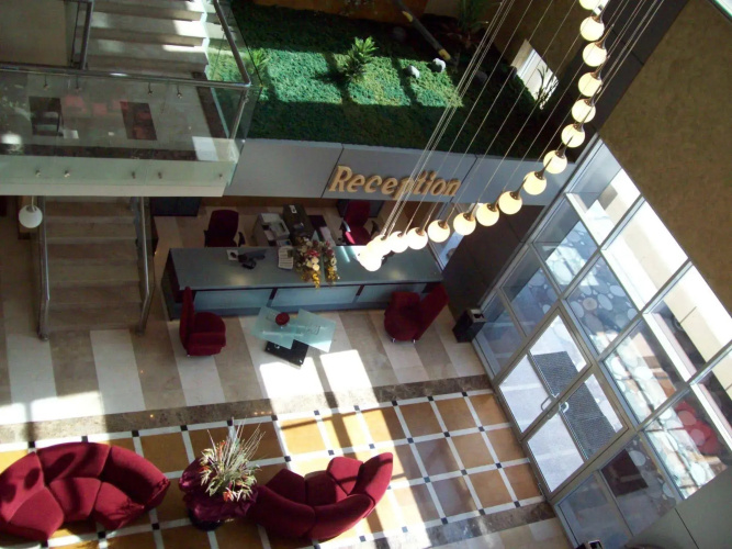 Avail Grand Hotel & Suites
