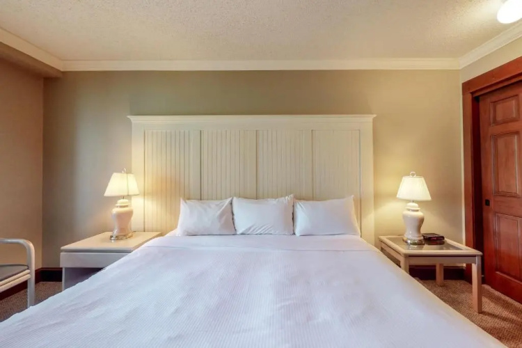 Greystone Lodge 314&315