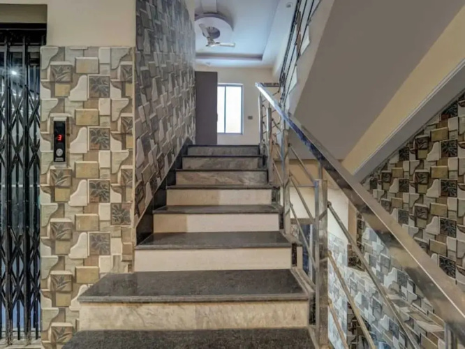 Raj Palace Guest House