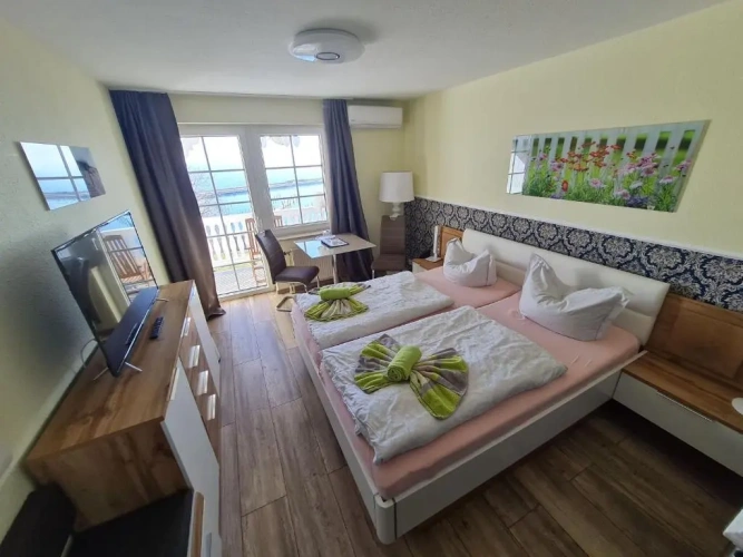 Standard Double room with balcony and with sea view