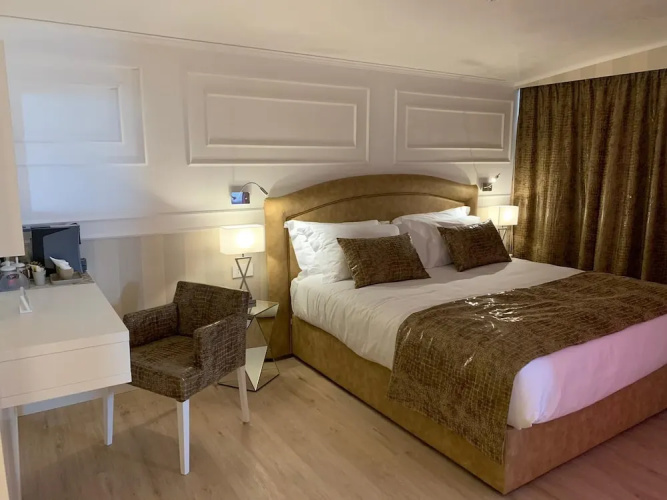 Hotel Alexander