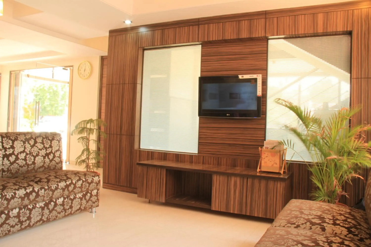 Hotel Sai Gurusthan