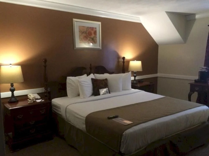 Wachusett Village Inn
